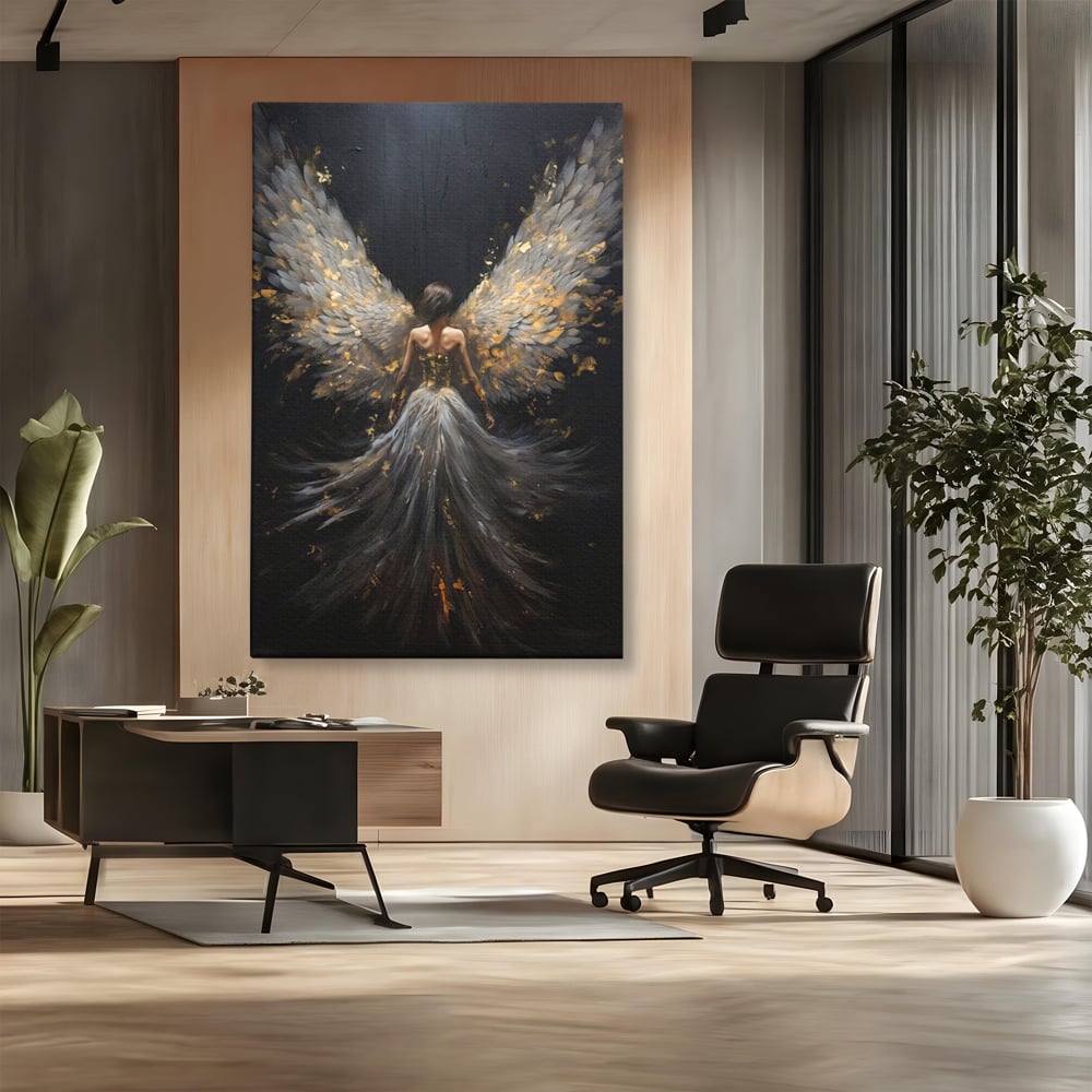 Tablou canvas cu tablou canvas cu inger si aripi, fara rama, pe sasiu de lemn, pe perete intr-un birou